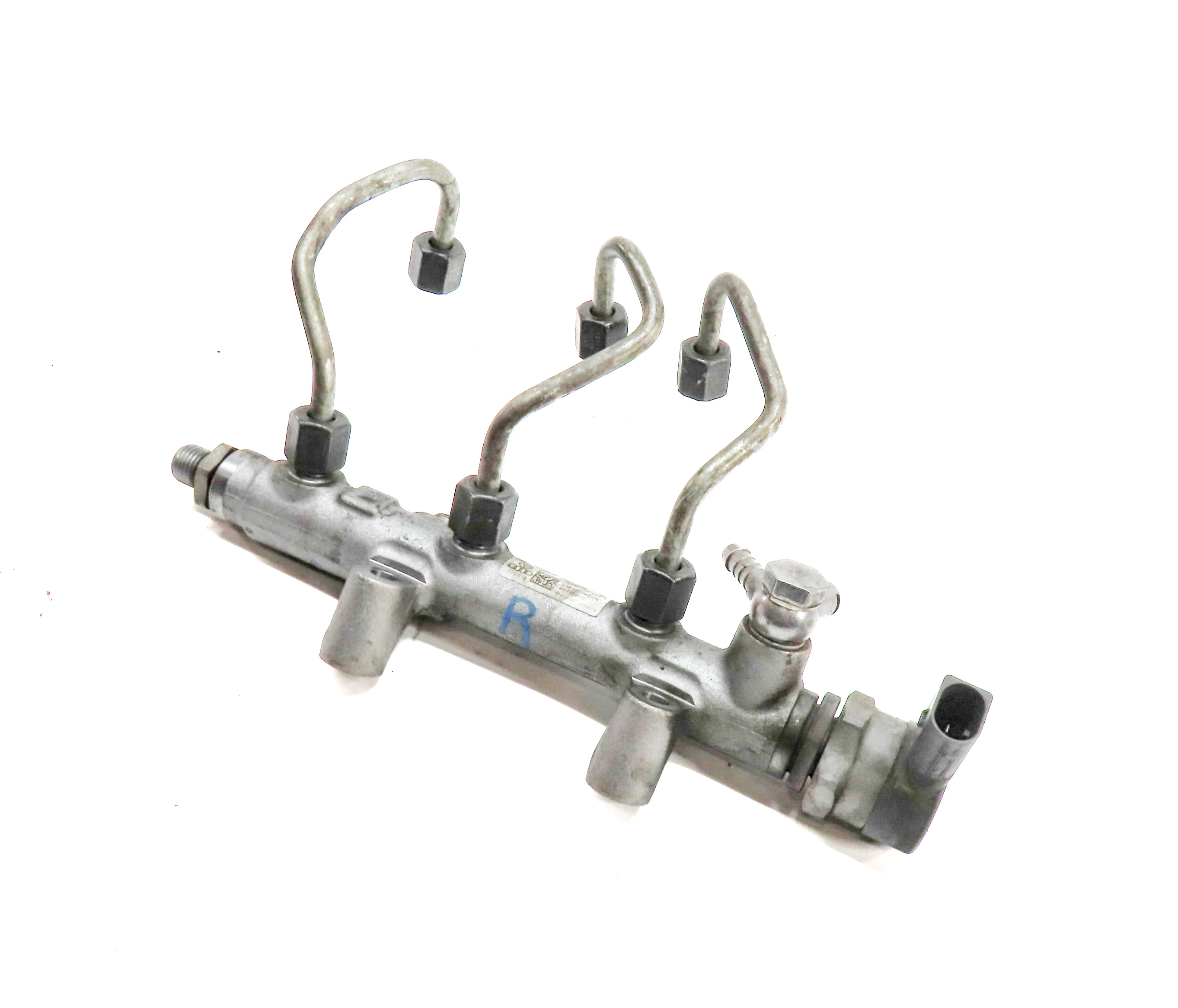 2013 AUDI Q7 (4L) 3.0L DIESEL (CNRB) RIGHT ENGINE MOTOR FUEL RAIL w/ LINES — exact item pictured